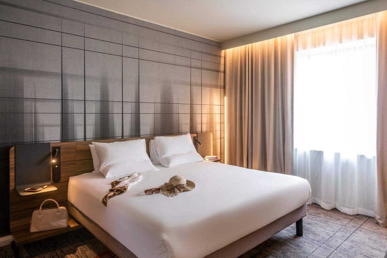 Novotel North Hotel 4*